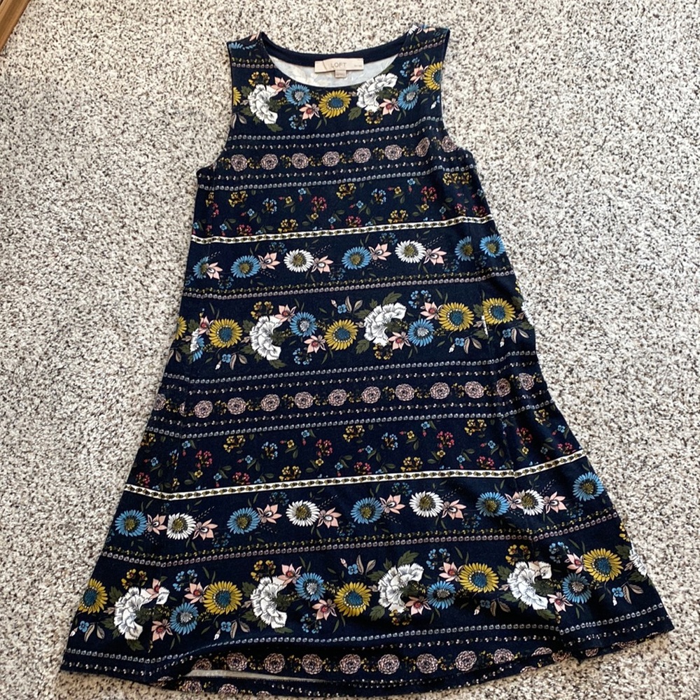 Great condition loft dress sz xxs petite